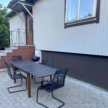 Cheerful Three Room Villa At Stroemstad City Center Zewnętrze zdjęcie